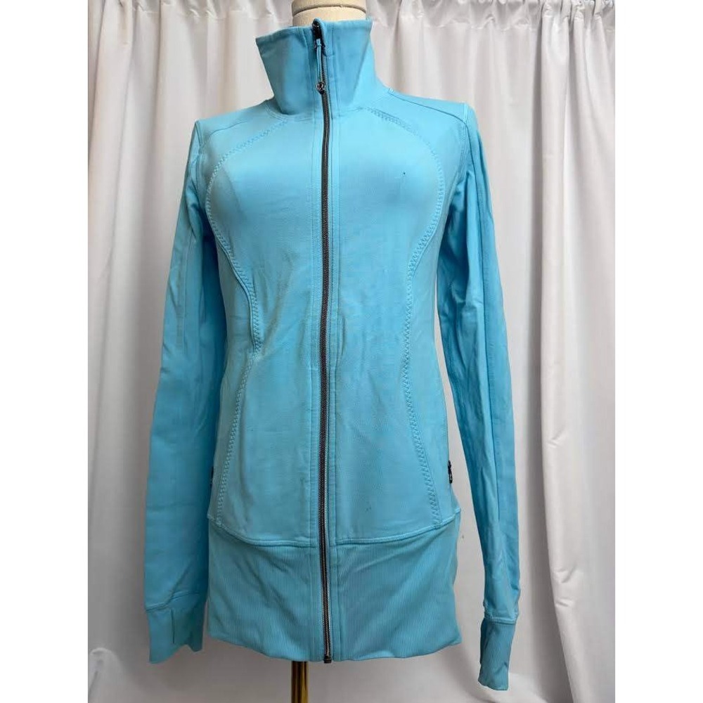 Lululemon Define Jacket Light Blue Full Zip Athletic Yoga Top Women Size 4
